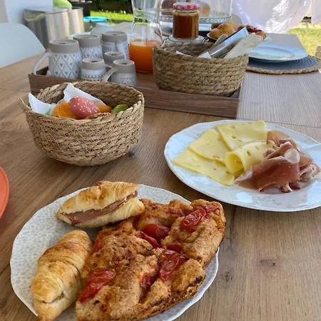 Alojamento de Acomodação e Pequeno-almoço Apulia Casa E Cucina 4*