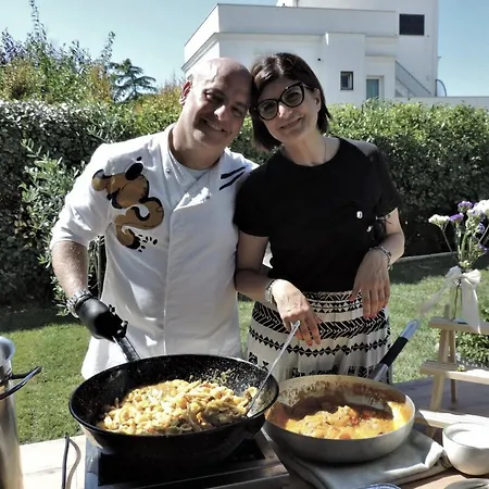 Apulia Casa E Cucina 4* トラーニ