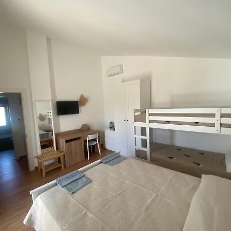 Apulia Casa E Cucina Frühstückspension